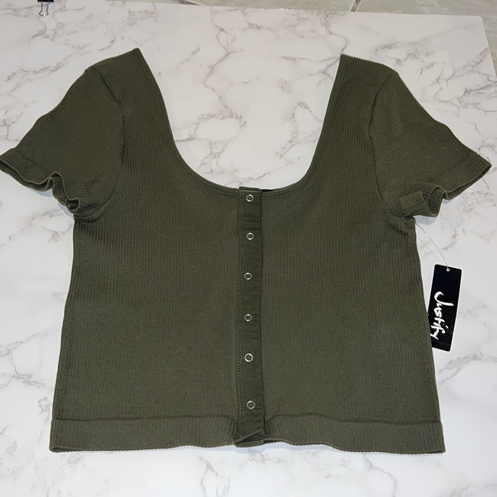 Nwt Justify Seamless Ribbed Henley Olive Green Short Sleeve Crop Top (L)